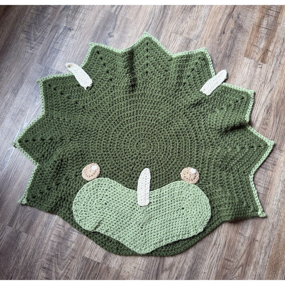 Handmade Crochet Dinosaur Rug Triceratops shawl lap throw 38” Kids Nursery Room